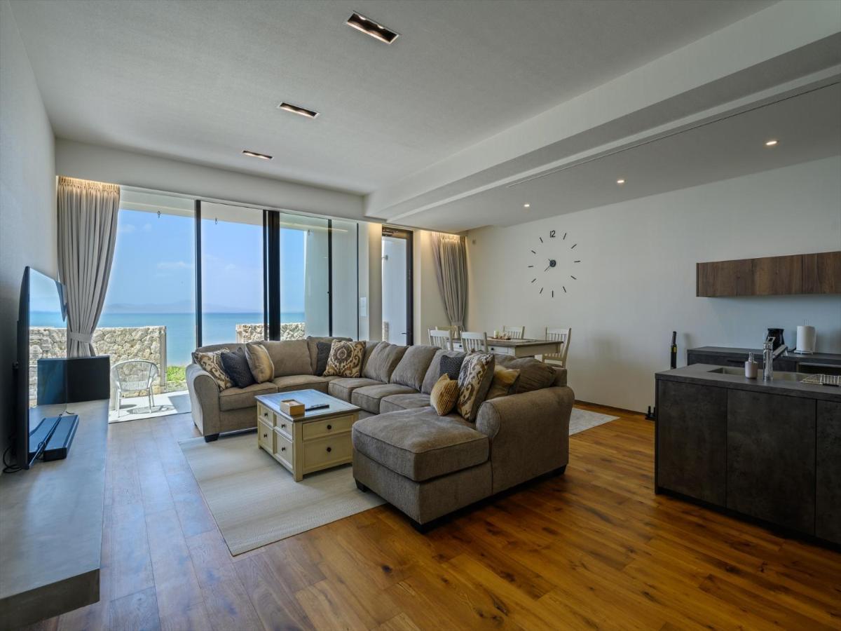 Onna Resort Nago Buitenkant foto